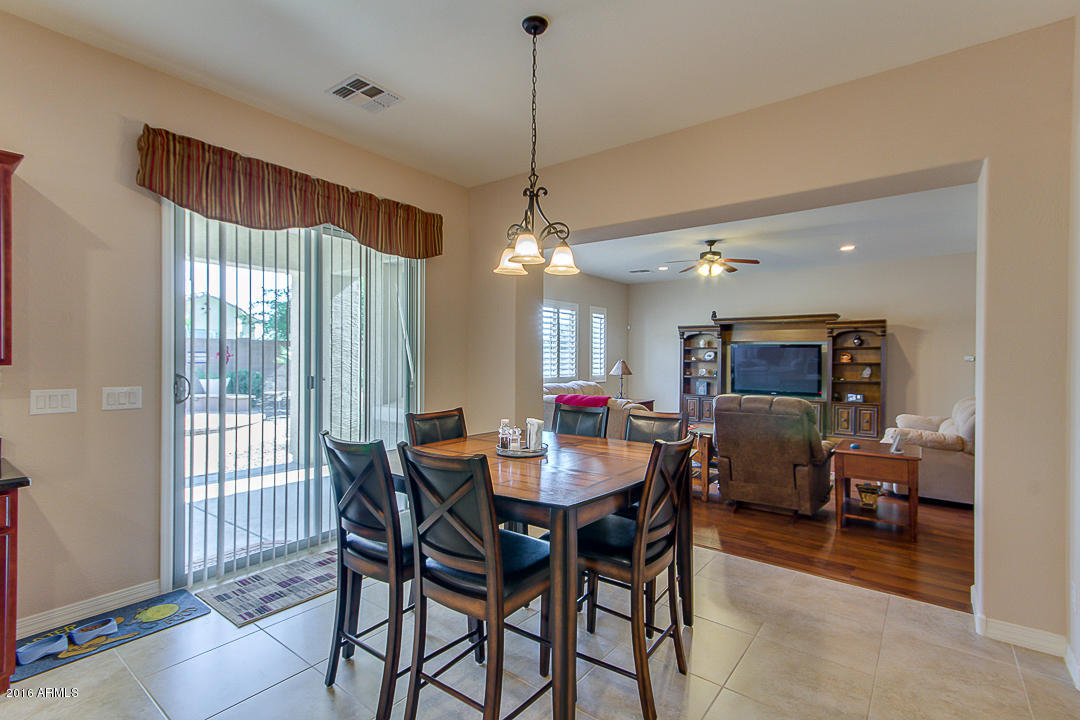 3023 East Warbler Road Gilbert, AZ 85297 - Photo 18 of 69 22-Warbler