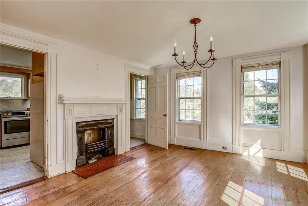 87 Carter Point Road Sedgwick, ME 04676 - Photo 12 of 38 Dining room