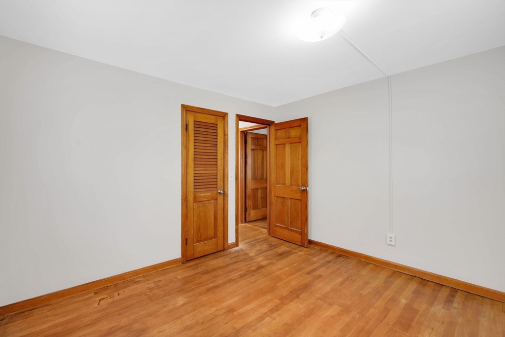 232 Almira Road Springfield, MA 01119 - Photo 16 of 36