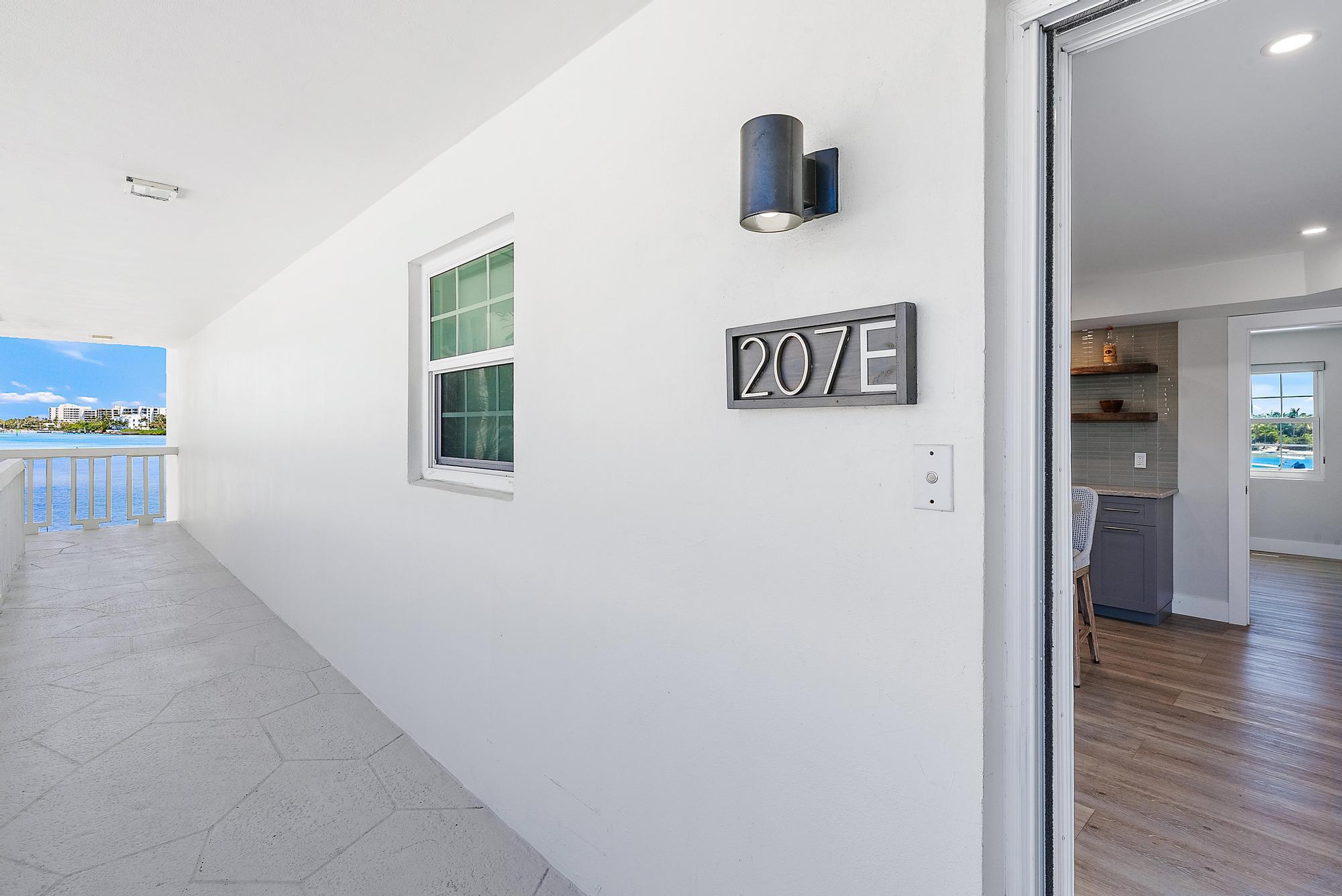 100 Waterway Road, Unit 207E Tequesta, FL 33469 - Photo 4 of 31 100 Waterway Rd 207E -26