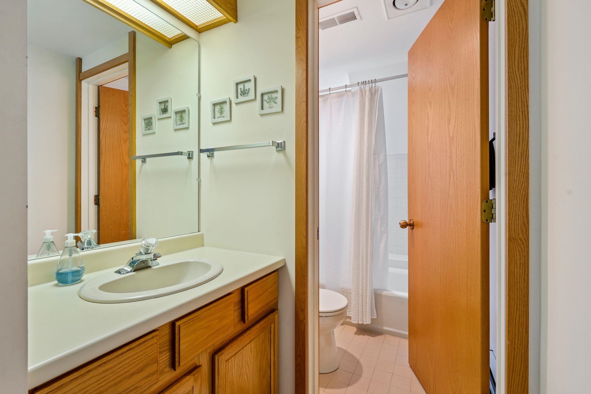 43 Hilltop Road Winhall, VT 05340 - Photo 26 of 43