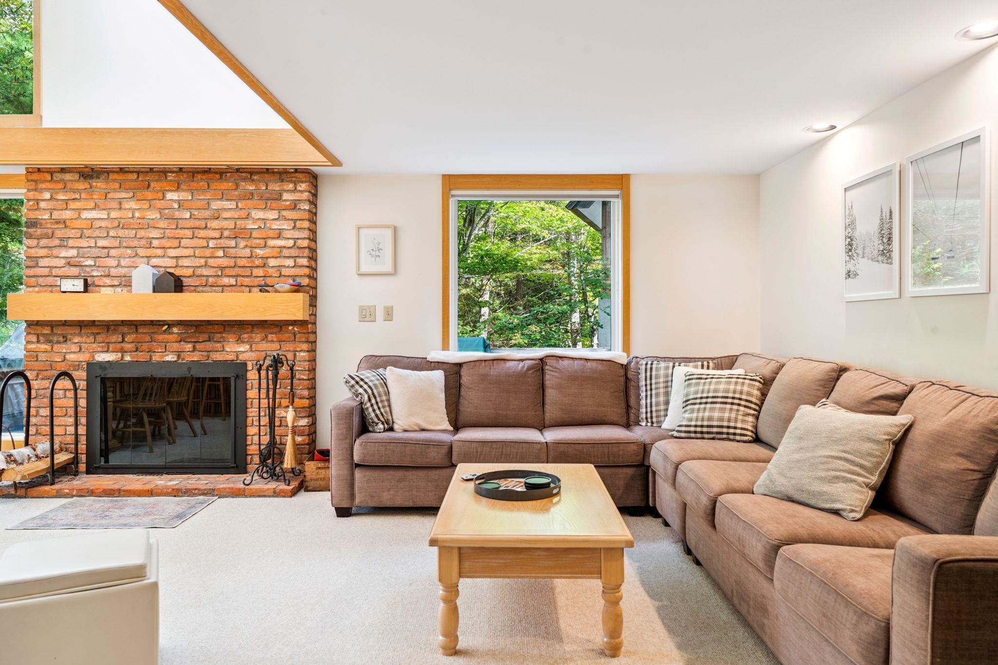 43 Hilltop Road Winhall, VT 05340 - Photo 3 of 43