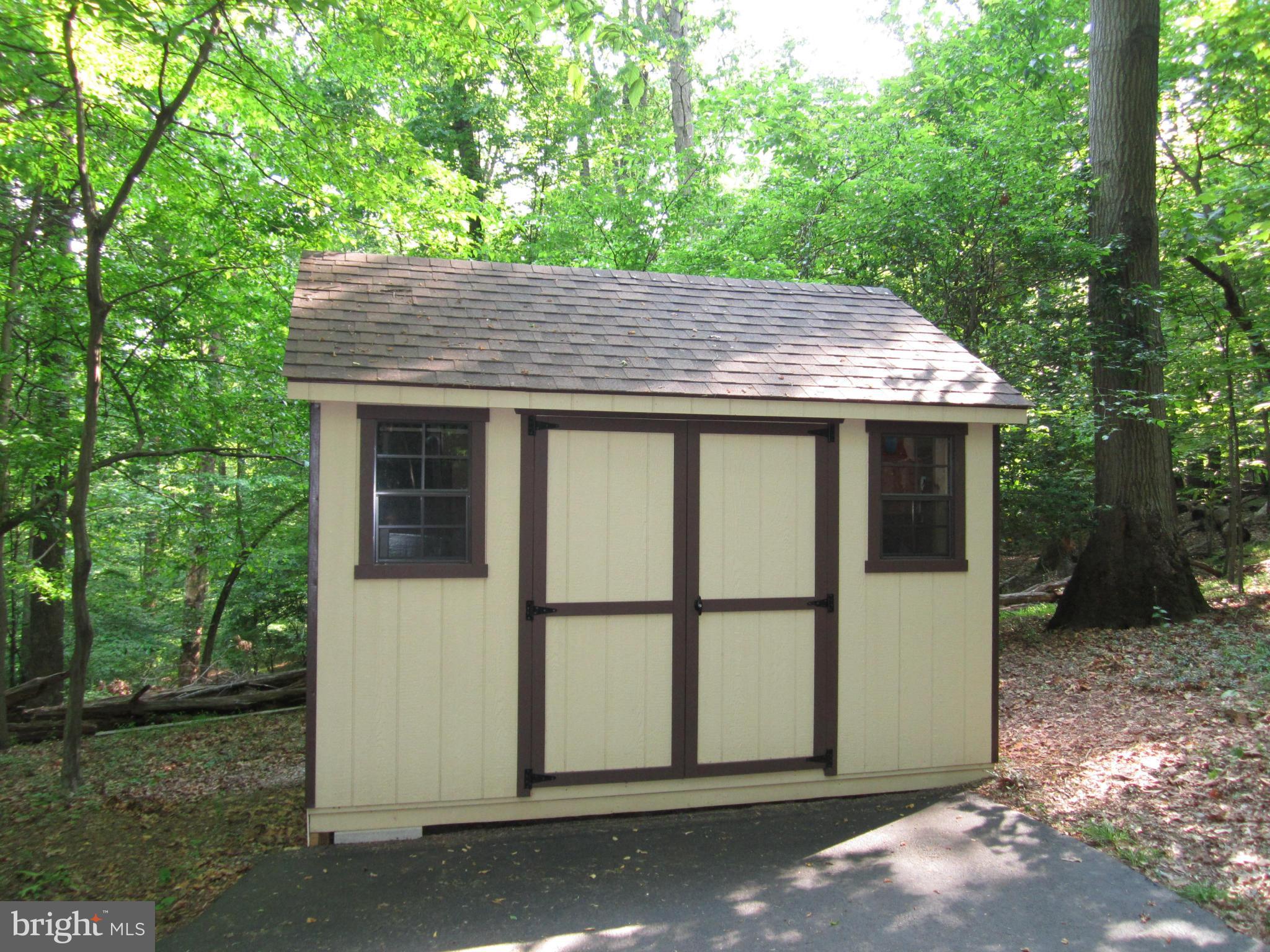 11600 Stephen Road Silver Spring, MD 20904 - Photo 24 of 29 Shed