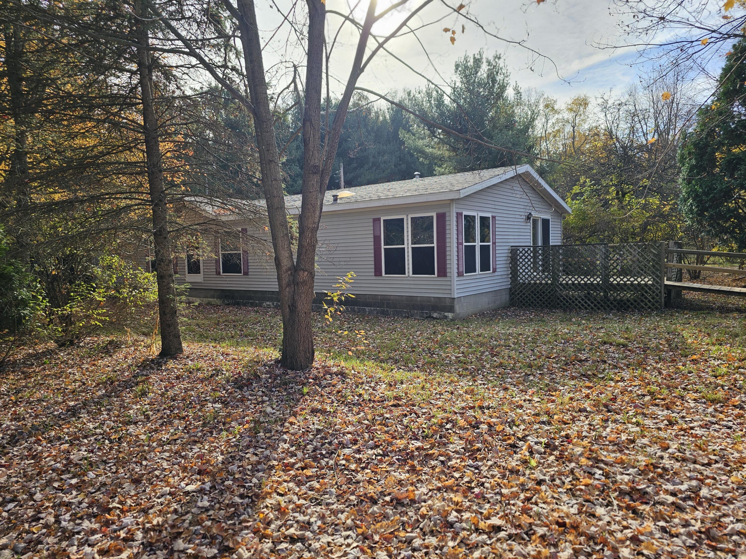 47579 Highway 51 Decatur, MI 49045 - Photo 1 of 46 Front