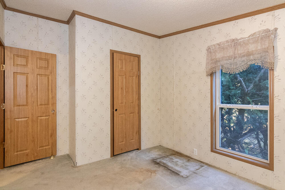 47579 Highway 51 Decatur, MI 49045 - Photo 24 of 46 Bed 2 a