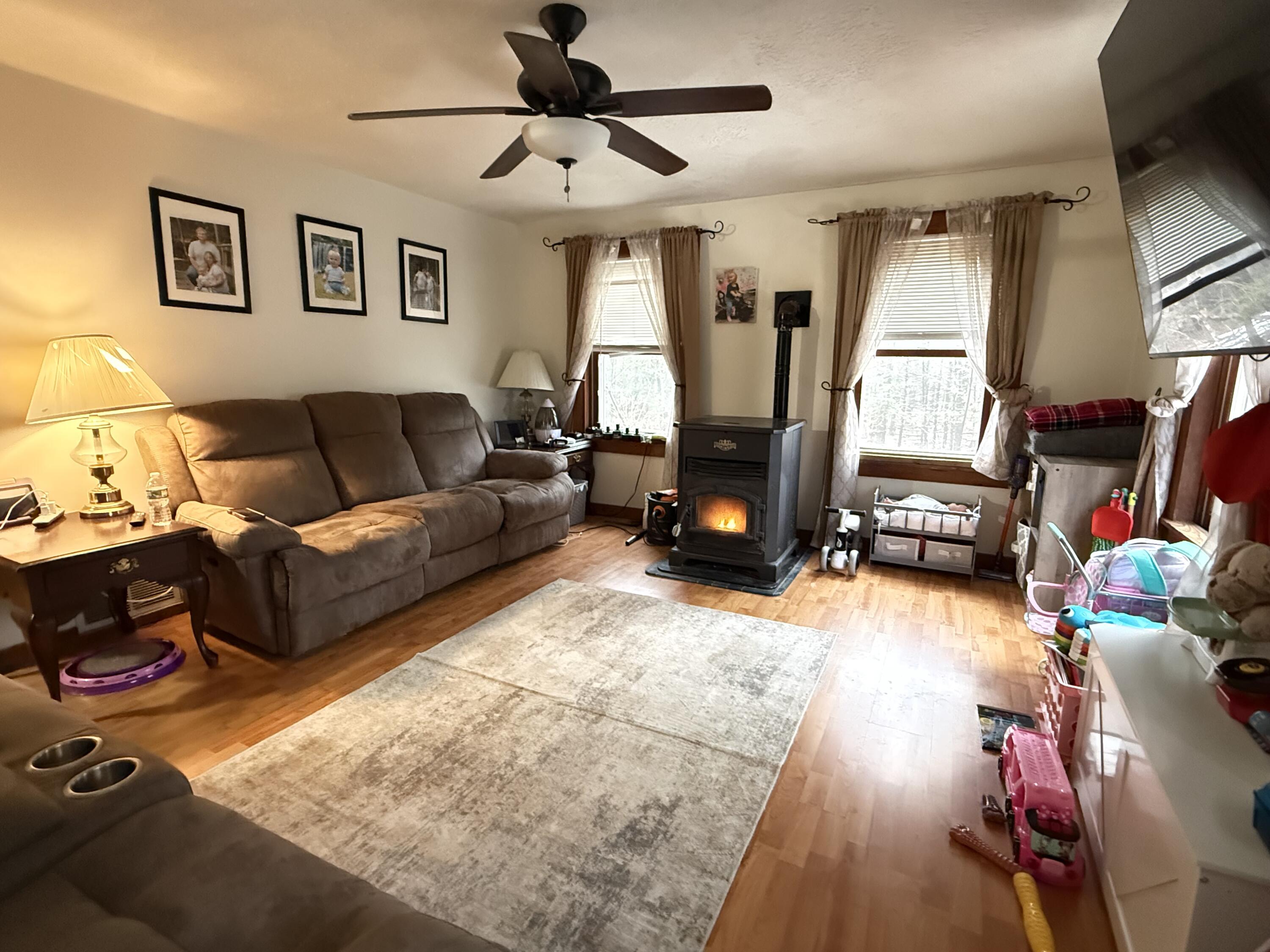 390 Goodwin Road Eliot, ME 03903 - Photo 5 of 20 IMG_3248