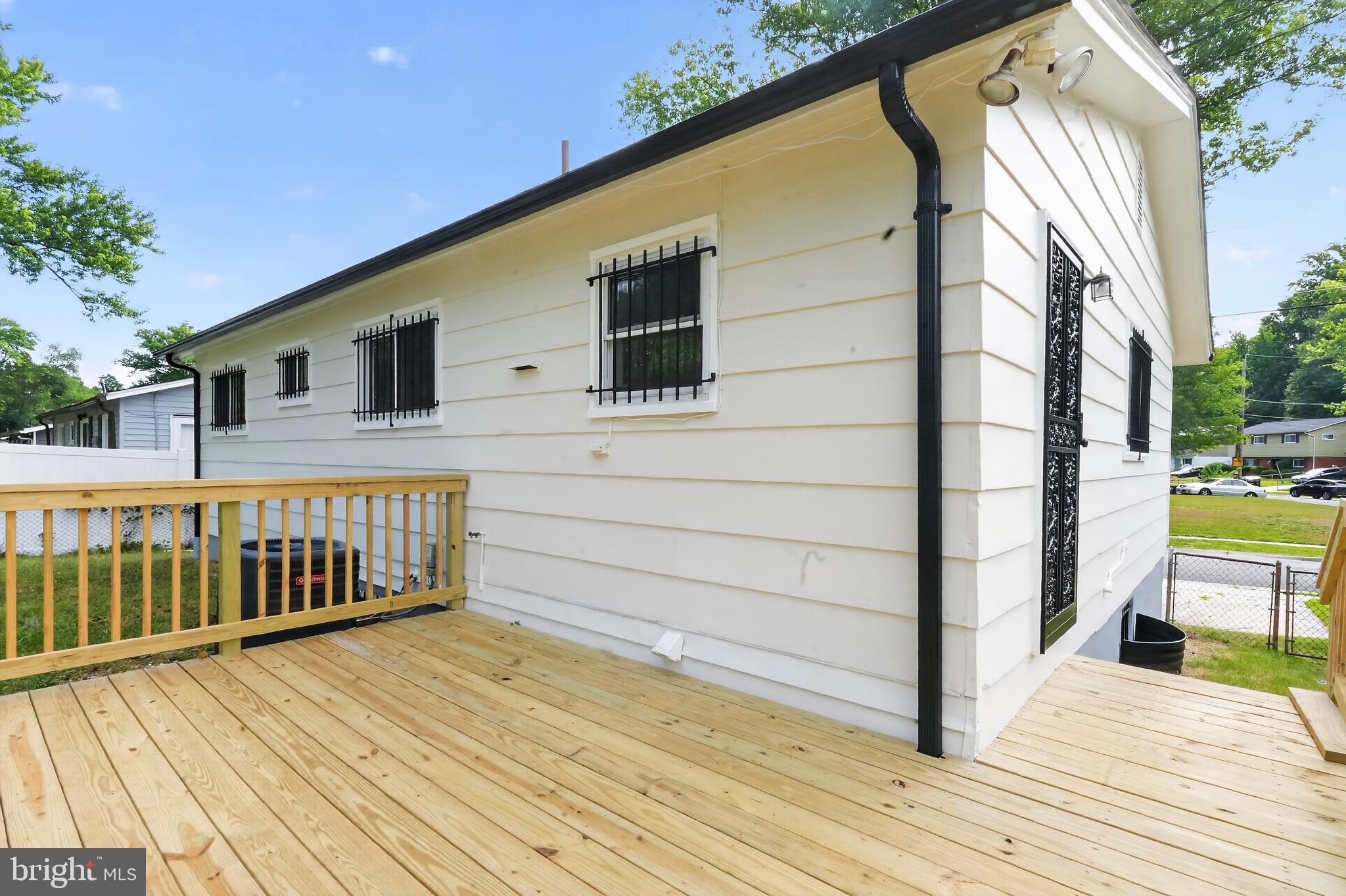 1321 Asheville Road District Heights, MD 20747 - Photo 28 of 32