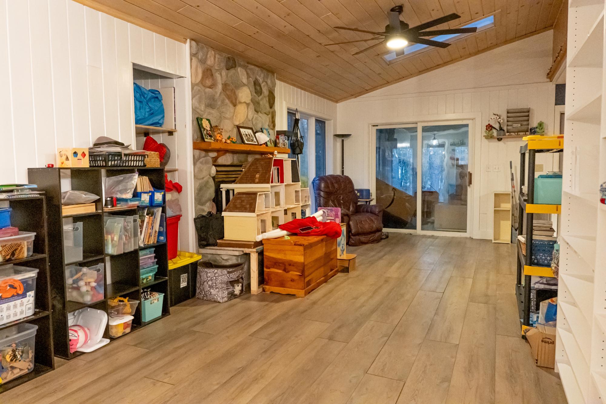 1027 Maple Street Eagle River, WI 54521 - Photo 4 of 20 Gallery Image 4
