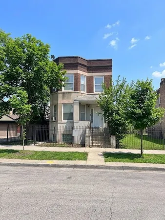 $359,000 | 3615 West Flournoy Street, Chicago, IL 60624