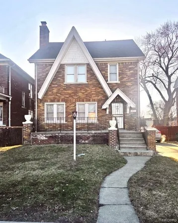 $2,600 | 371 Piper Boulevard, Detroit, MI 48215