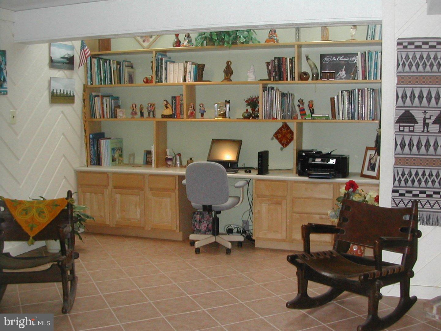 18 White Oak Road Landenberg, PA 19350 - Photo 13 of 23 Family Room
