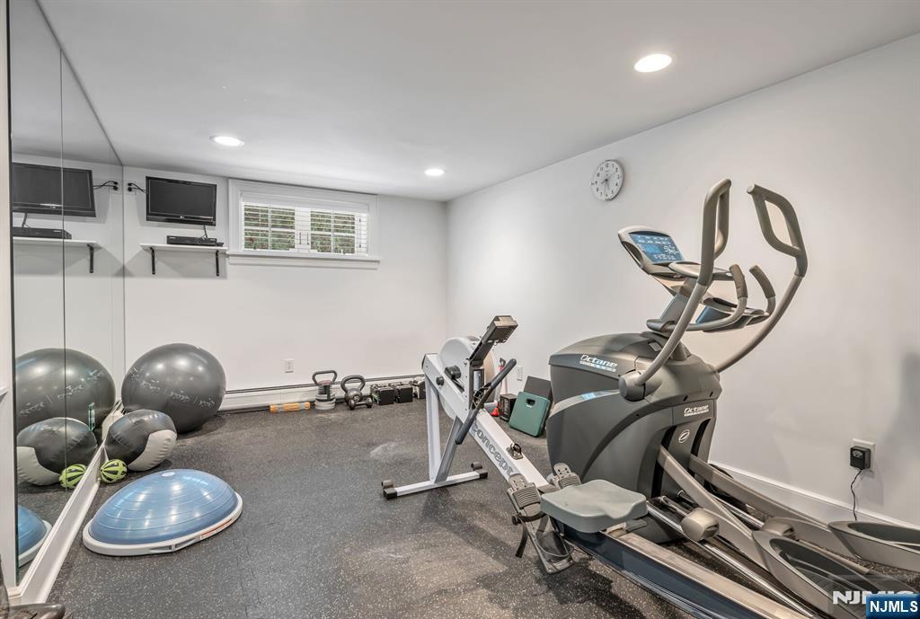 236 Mountain Avenue Ridgewood, NJ 07450 - Photo 42 of 50
