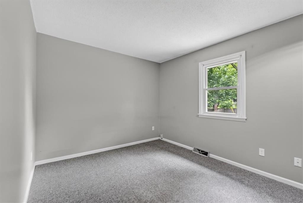 8107 Noland Road Lenexa, KS 66215 - Photo 26 of 46 Gallery Image 26
