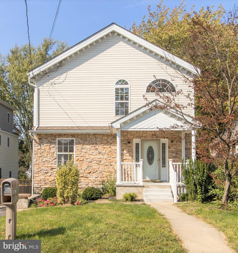 316 Media Line Road Newtown Square, PA 19073 - Photo 3 of 41