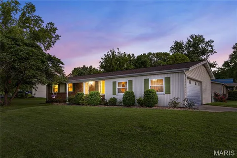 $295,000 | 3417 Greiner Drive, St. Charles, MO 63301