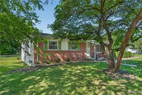 $295,000 | 3417 Greiner Drive, St. Charles, MO 63301