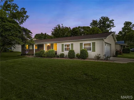 $295,000 | 3417 Greiner Drive, St. Charles, MO 63301