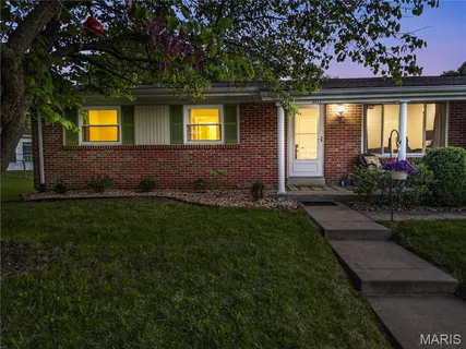 $295,000 | 3417 Greiner Drive, St. Charles, MO 63301