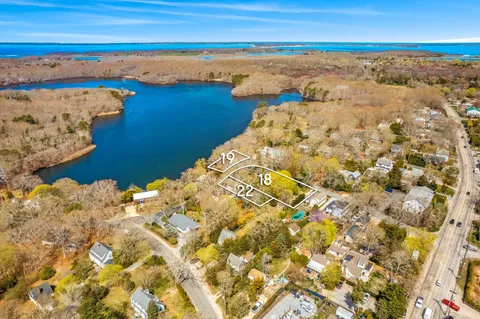 $2,495,000 | 18, 19 & 22 Lake Side Drive, Southampton, NY 11968