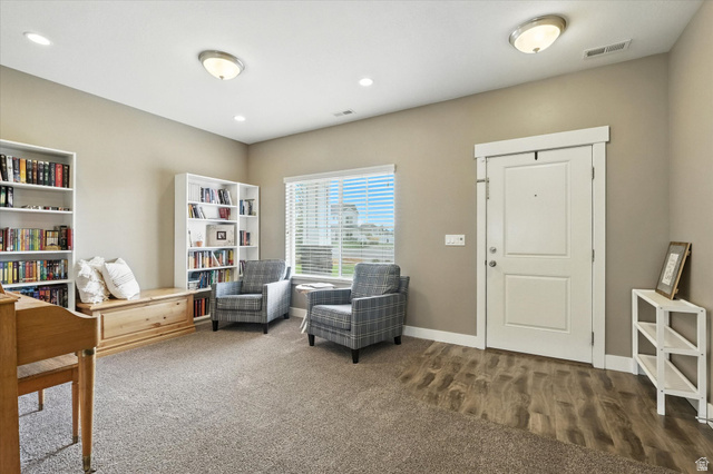 1055 West 2500th Street South Logan, UT 84321 - Photo 4 of 53 Entry way
