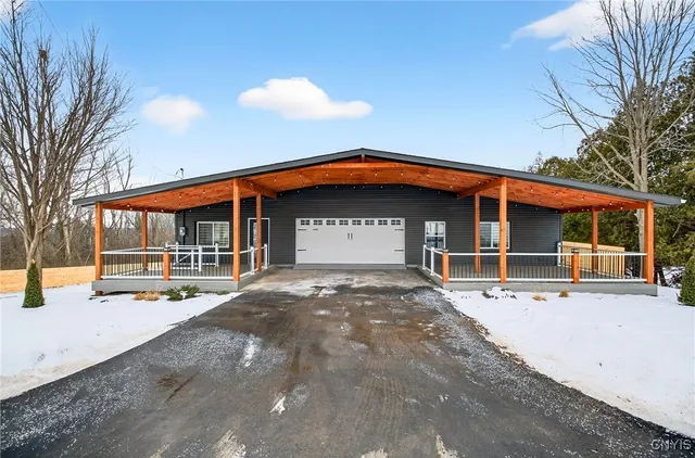 $375,000 | 1266 Genesee Street, Oneida, NY 13421