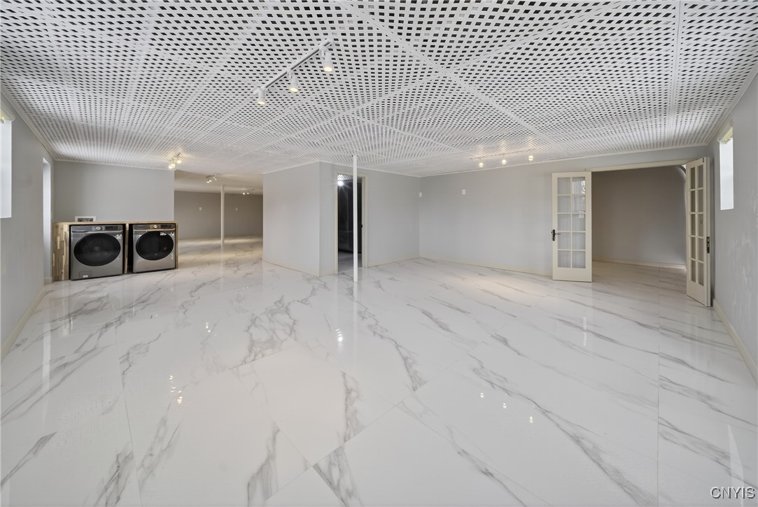 1266 Genesee Street Oneida, NY 13421 - Photo 39 of 44