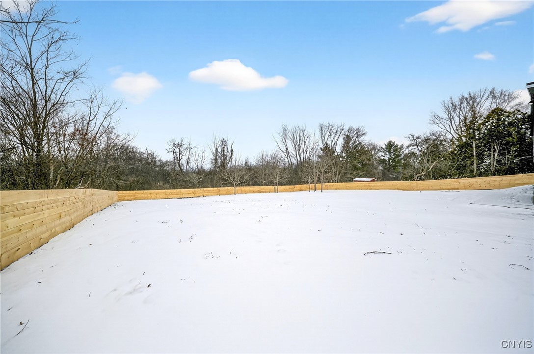 1266 Genesee Street Oneida, NY 13421 - Photo 8 of 44