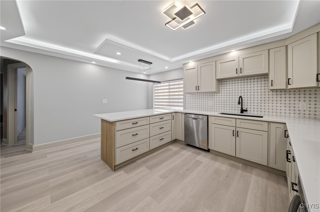 1266 Genesee Street Oneida, NY 13421 - Photo 9 of 44