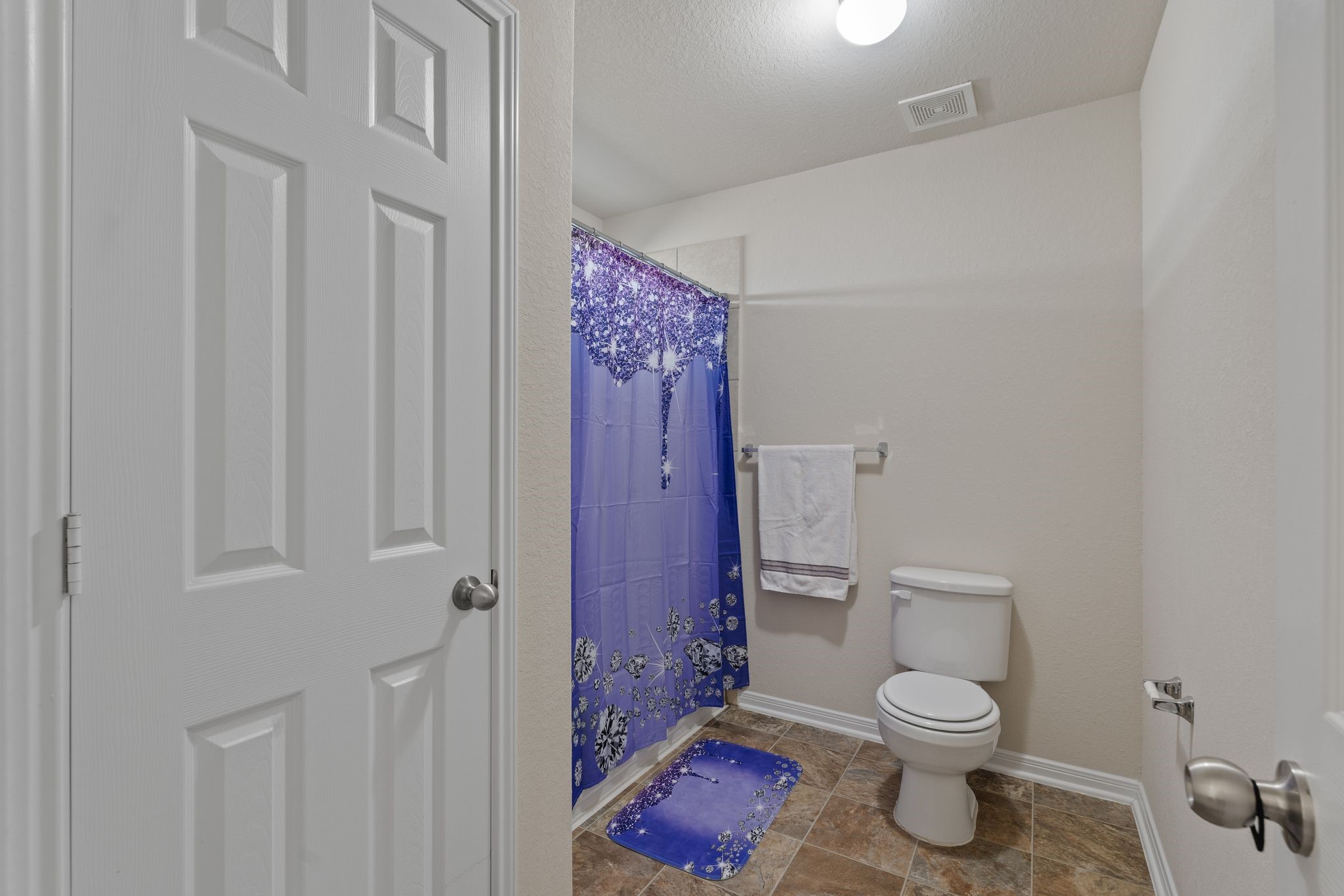 2678 Elm Crossing Trail Spring, TX 77386 - Photo 34 of 42 Also in this room is a linen storage closet.