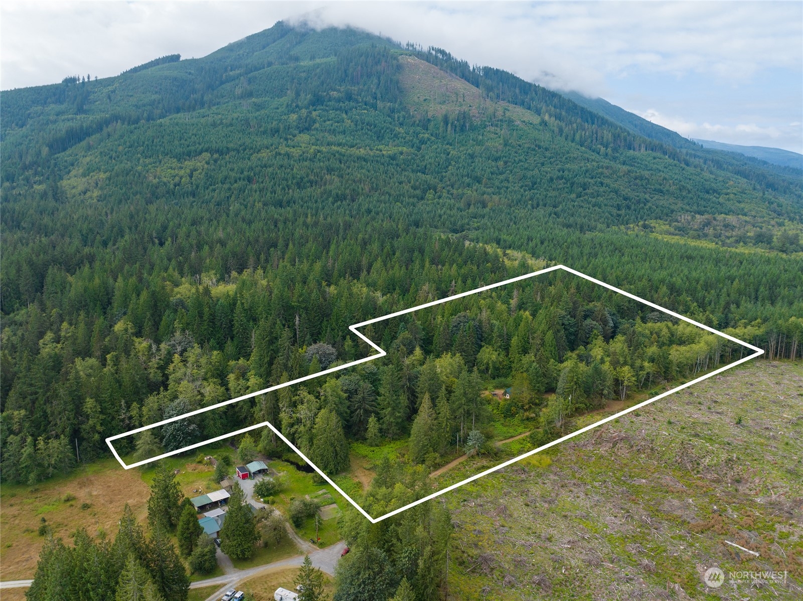 10978 Warfield Road Sedro-Woolley, WA 98284 - Photo 2 of 16 Gallery Image 2
