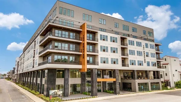 $3,250 | 1900 South Ervay Street, Unit 308, Dallas, TX 75215