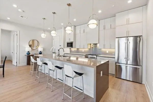 $3,250 | 1900 South Ervay Street, Unit 308, Dallas, TX 75215