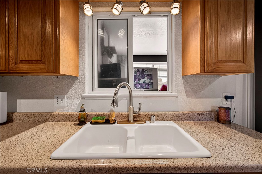 10038 Ahart Road Oroville, CA 95966 - Photo 13 of 67