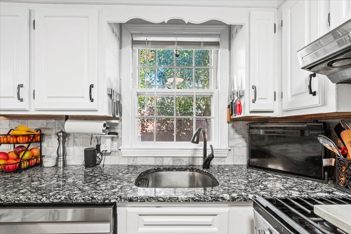 39 Cannongate III Road, Unit 3 Nashua, NH 03063 - Photo 12 of 40 Gallery Image 12