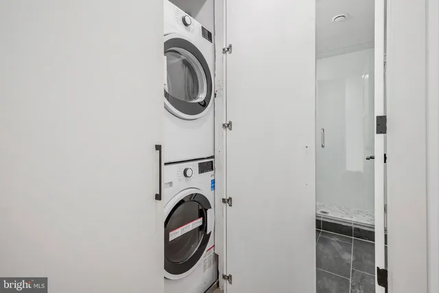 $350,000 | 256 15th Street Southeast, Unit 1, Washington, DC 20003