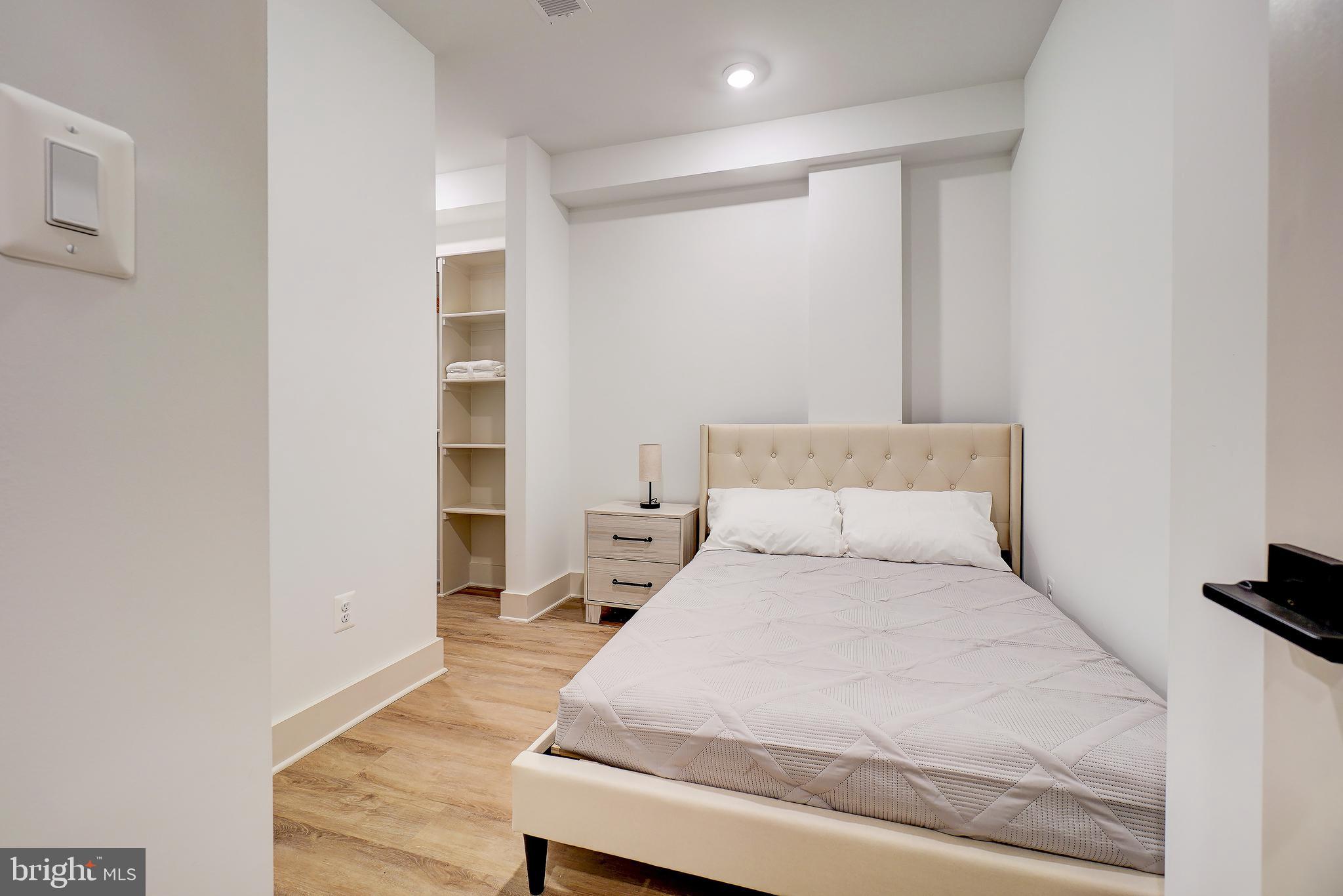 256 15th Street Southeast, Unit 1 Washington, DC 20003 - Photo 7 of 12