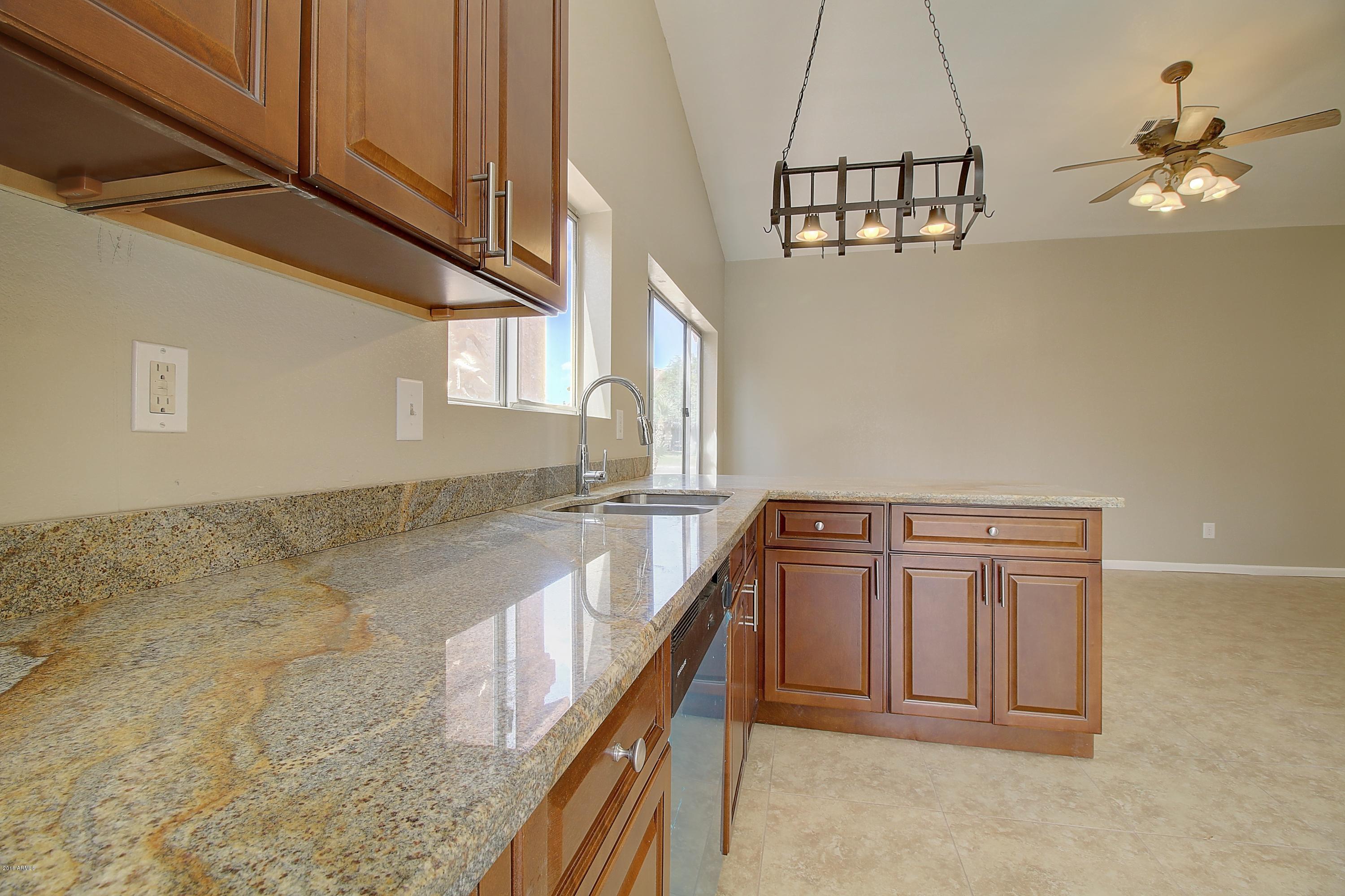 4317 East Frye Road Phoenix, AZ 85048 - Photo 14 of 35 IMG_9829_30_31_32_33
