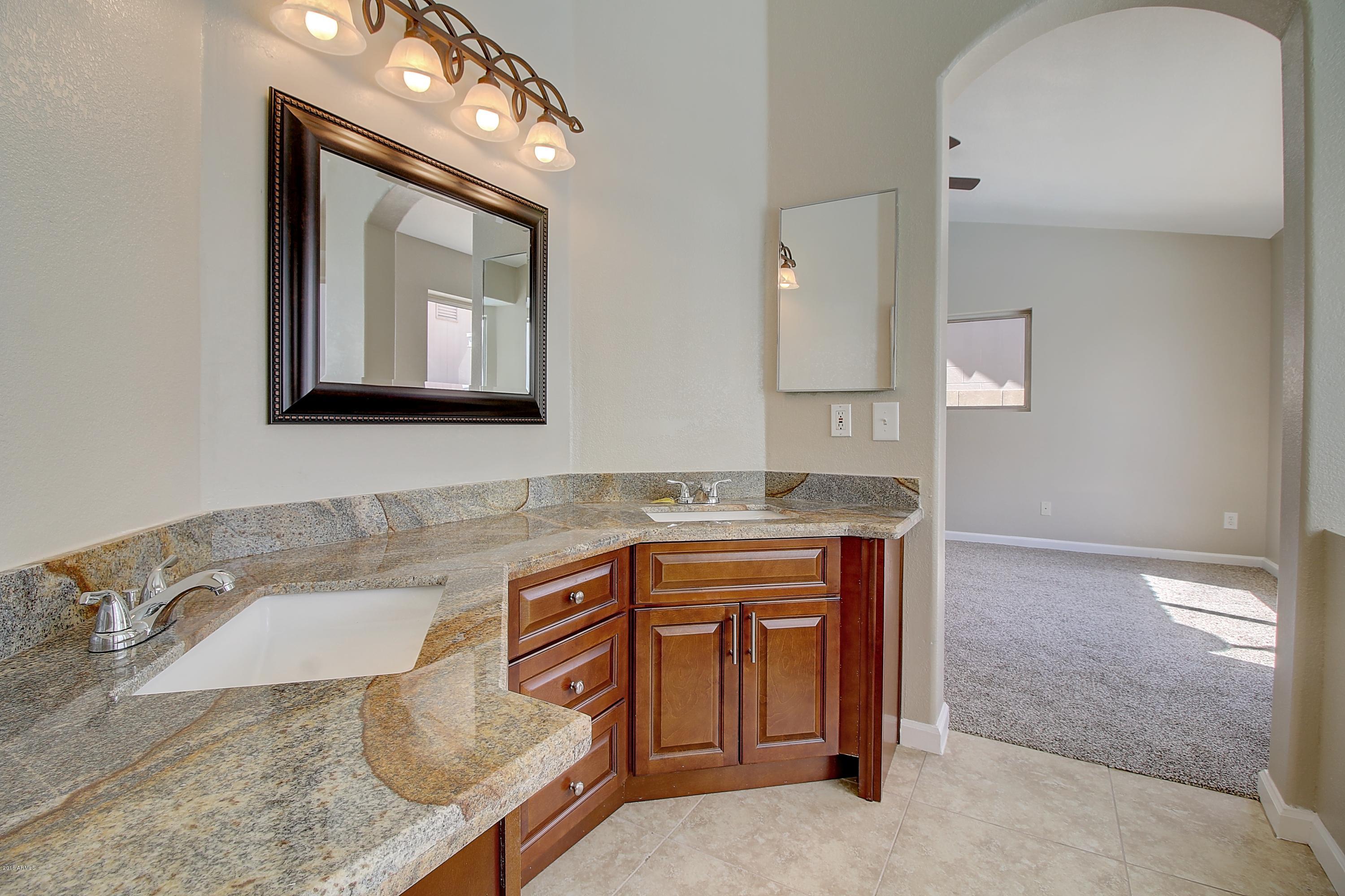 4317 East Frye Road Phoenix, AZ 85048 - Photo 27 of 35 IMG_9984_5_6_7_8