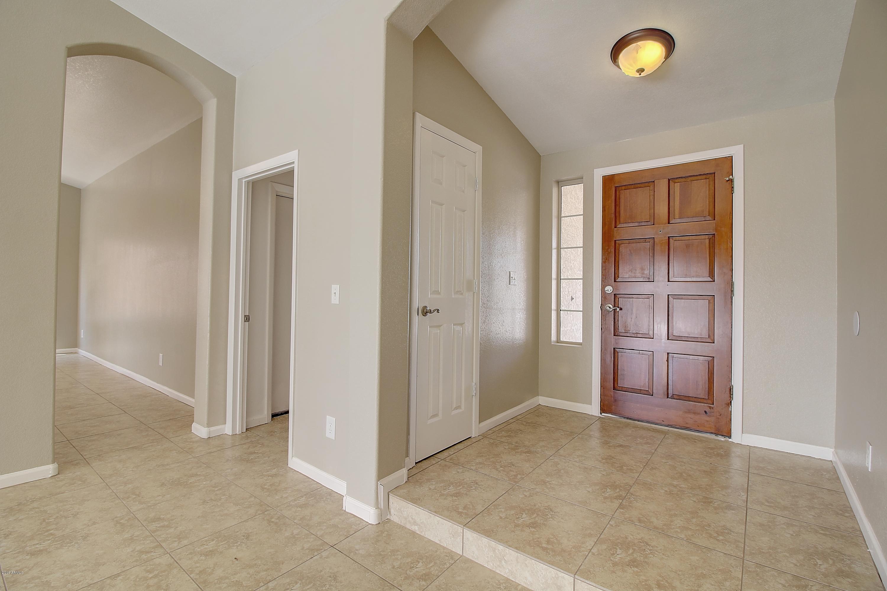 4317 East Frye Road Phoenix, AZ 85048 - Photo 7 of 35 IMG_9749_50_51_52_53