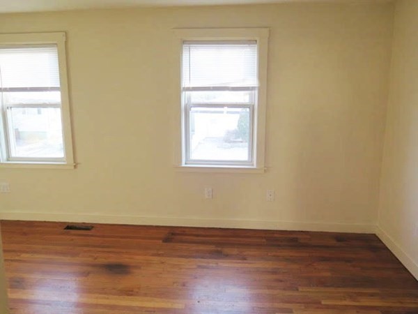 4 Mt Hope Street Dedham, MA 02026 - Photo 7 of 17