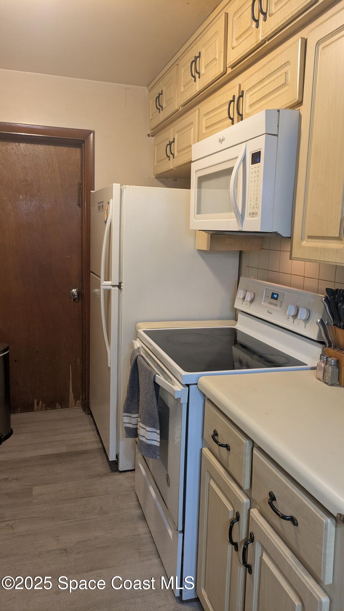 360 Captains Row Merritt Island, FL 32952 - Photo 8 of 25 PXL_20250823_171510745.MP