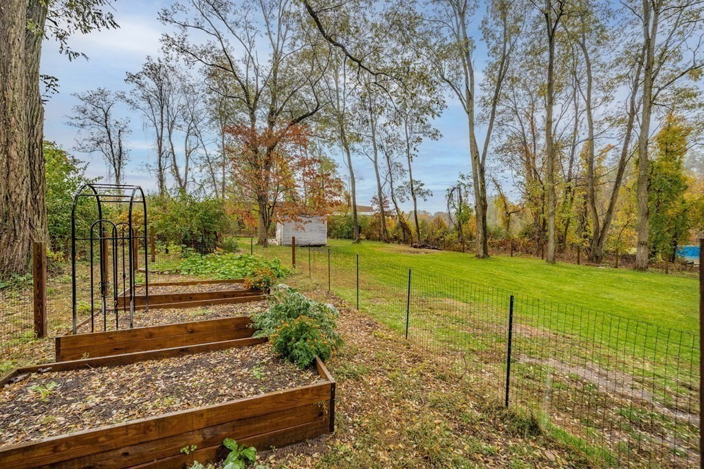 59 Springfield Road Belchertown, MA 01007 - Photo 31 of 34 Gallery Image 31