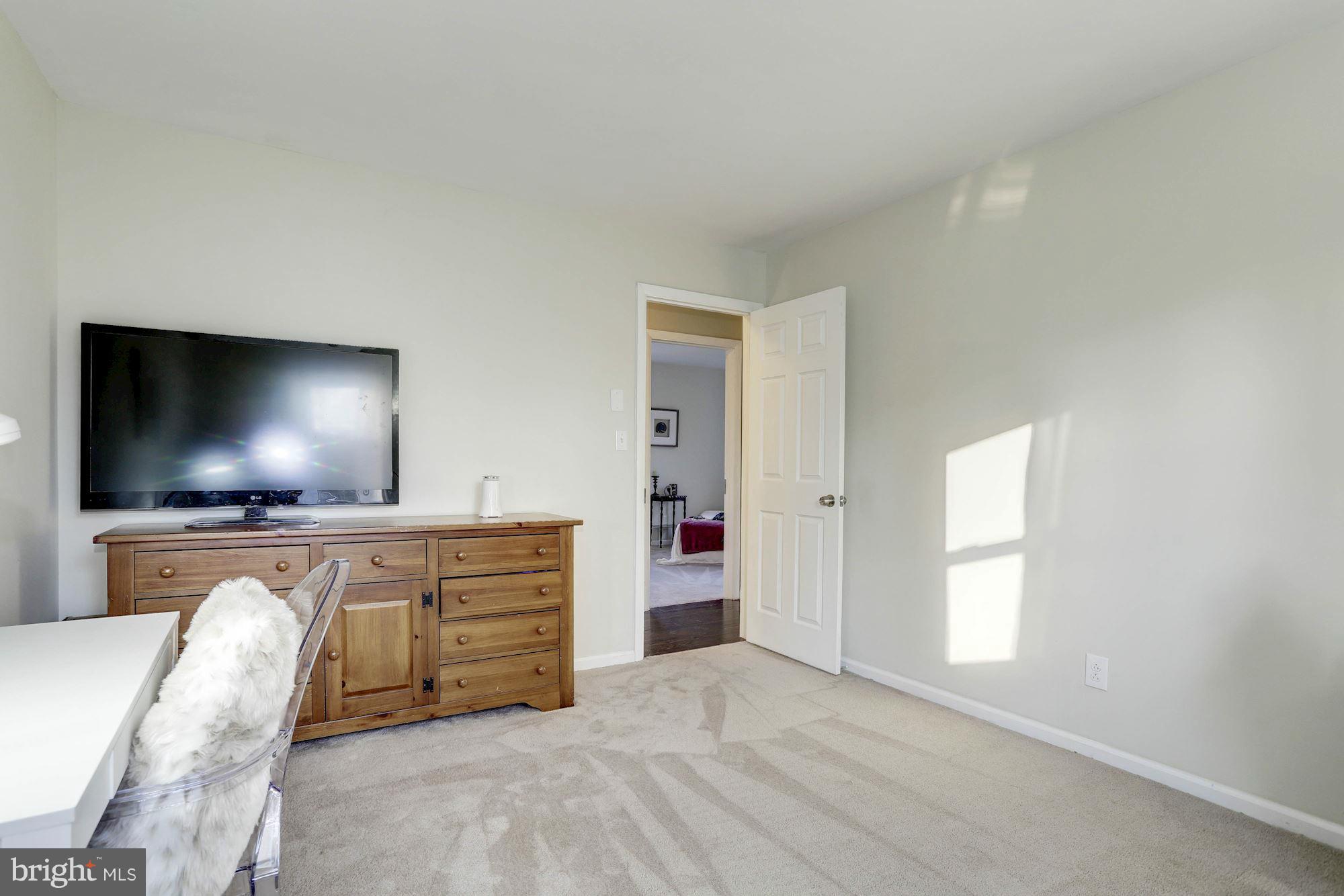 4634 Mountain Road Pasadena, MD 21122 - Photo 17 of 30 Bedroom #3