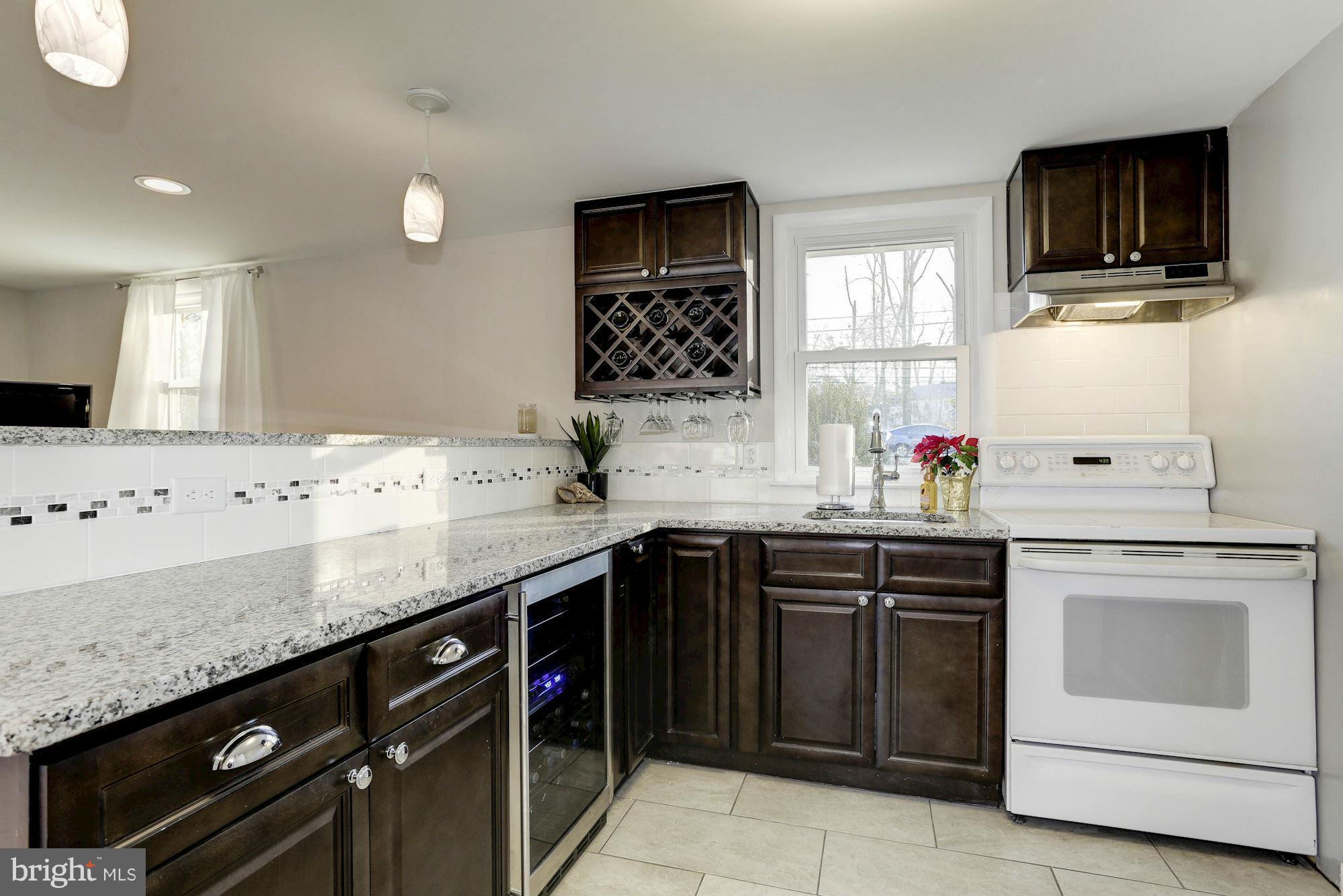 4634 Mountain Road Pasadena, MD 21122 - Photo 22 of 30 2nd kitchen in lower level all new and upgraded!
