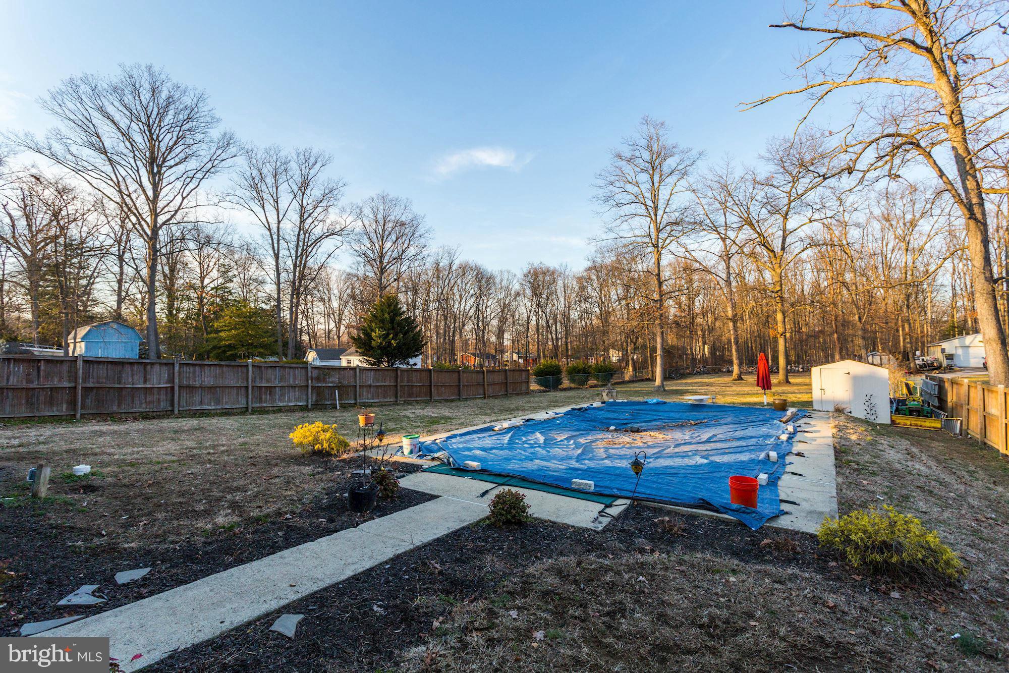 4634 Mountain Road Pasadena, MD 21122 - Photo 28 of 30 Huge back yard with in-ground pool!