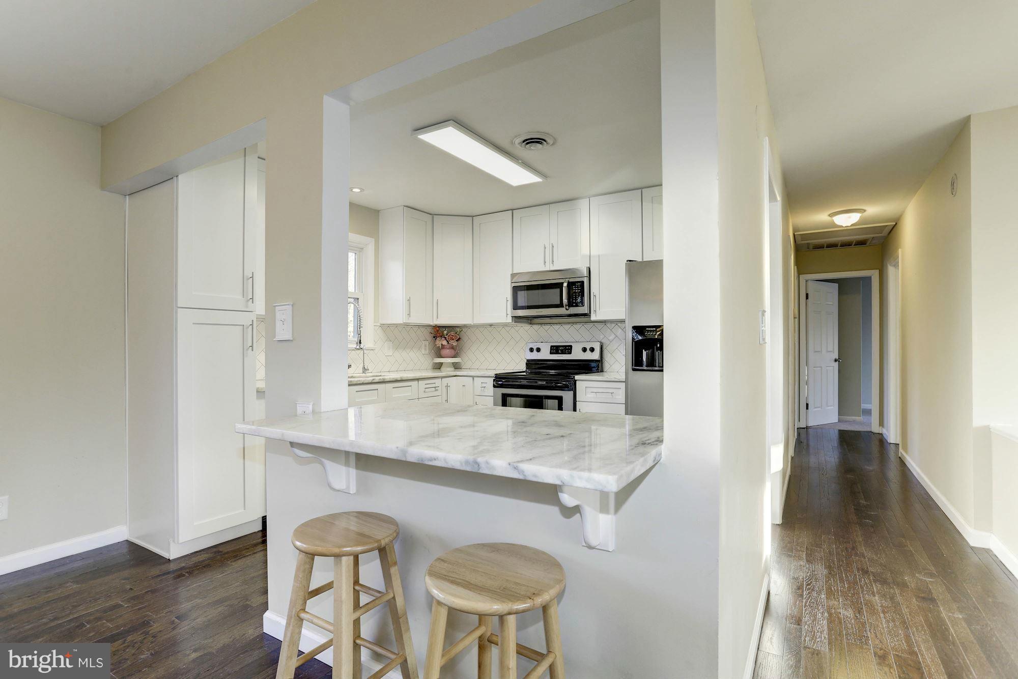 4634 Mountain Road Pasadena, MD 21122 - Photo 6 of 30 Granite Breakfast Bar