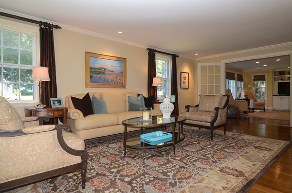 154 Hampshire Road Wellesley, MA 02481 - Photo 7 of 30 a living room with furniture and a rug