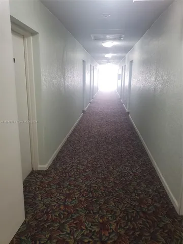 $150,000 | 2220 Northeast 68th Street, Unit 1028, Fort Lauderdale, FL 33308