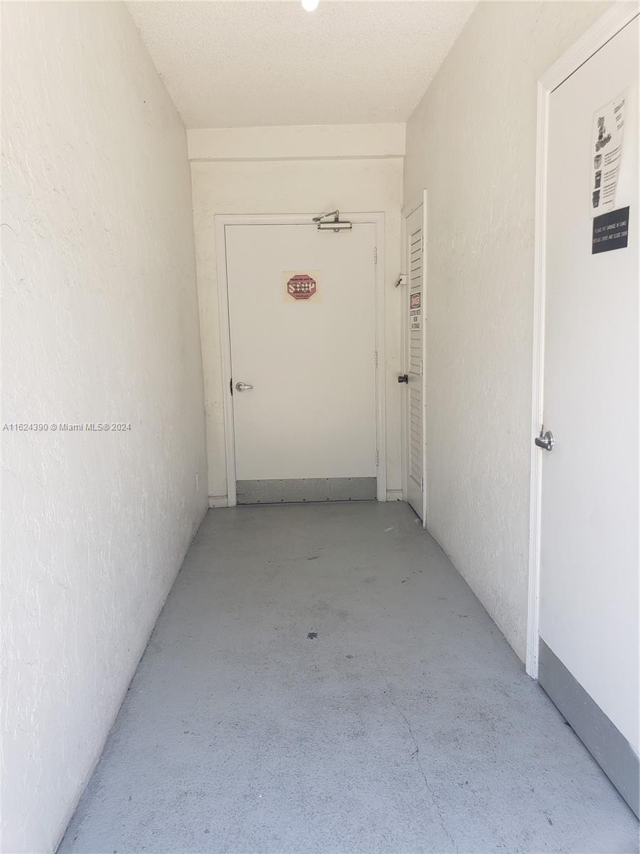 2220 Northeast 68th Street, Unit 1028 Fort Lauderdale, FL 33308 - Photo 37 of 39