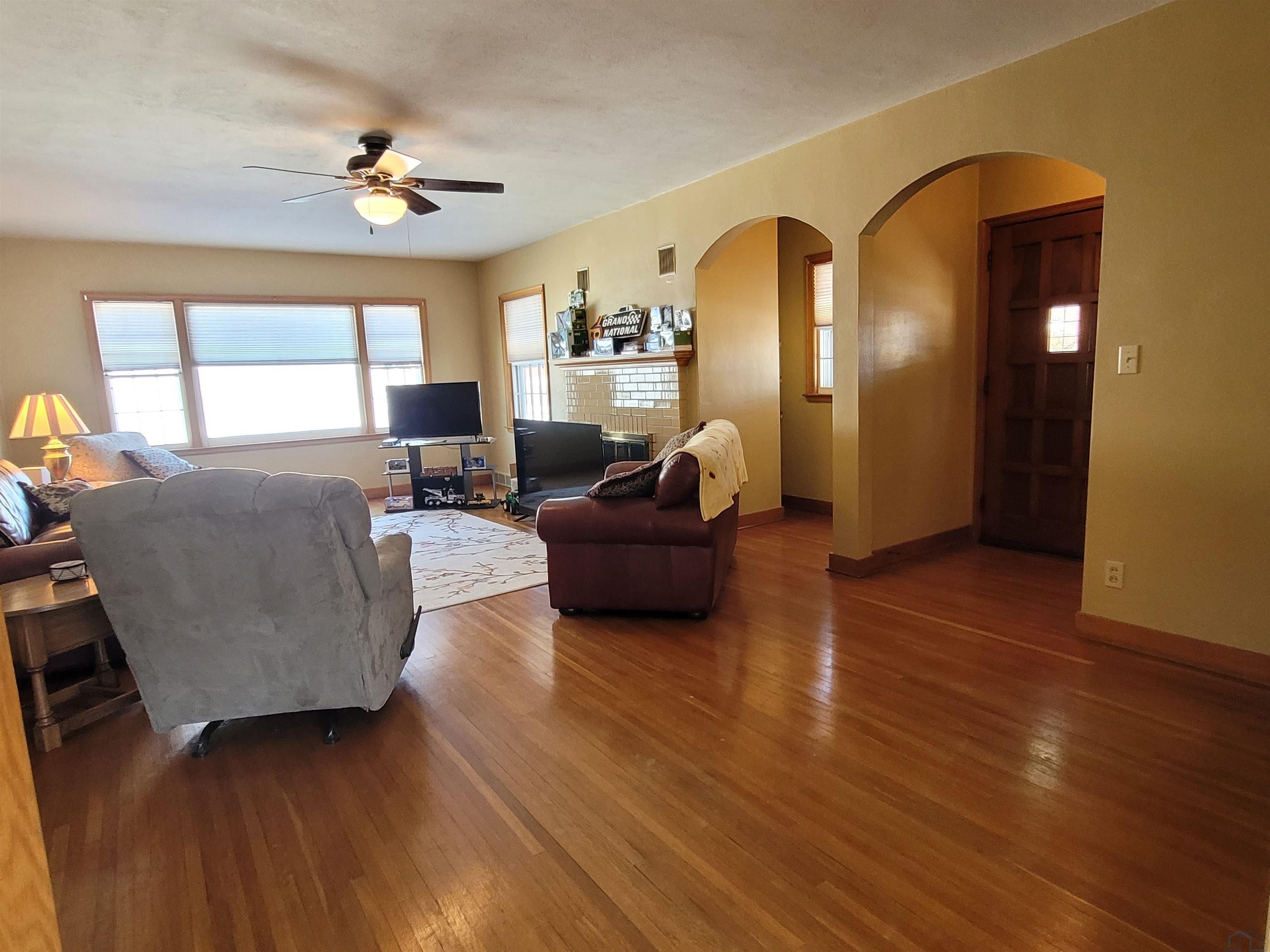 435 2nd Street Northwest Primghar, IA 51245 - Photo 5 of 46 Gallery Image 5